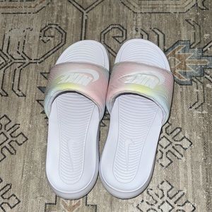 nike slides